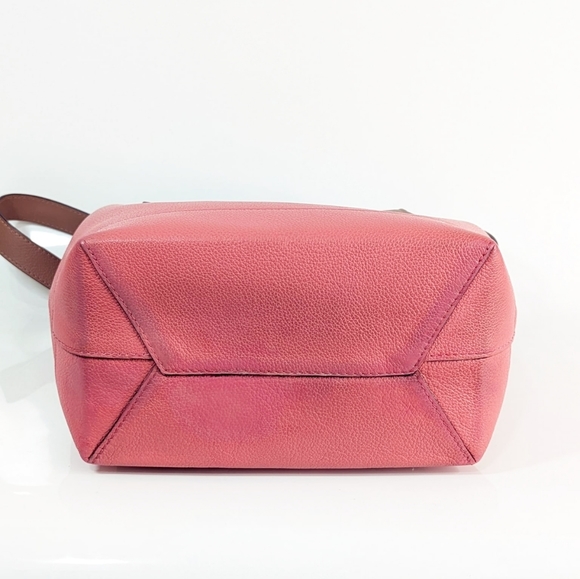 ✨️Authentic Louis Vuitton Lockme Backpack Coral Pink - Picture 8 of 13